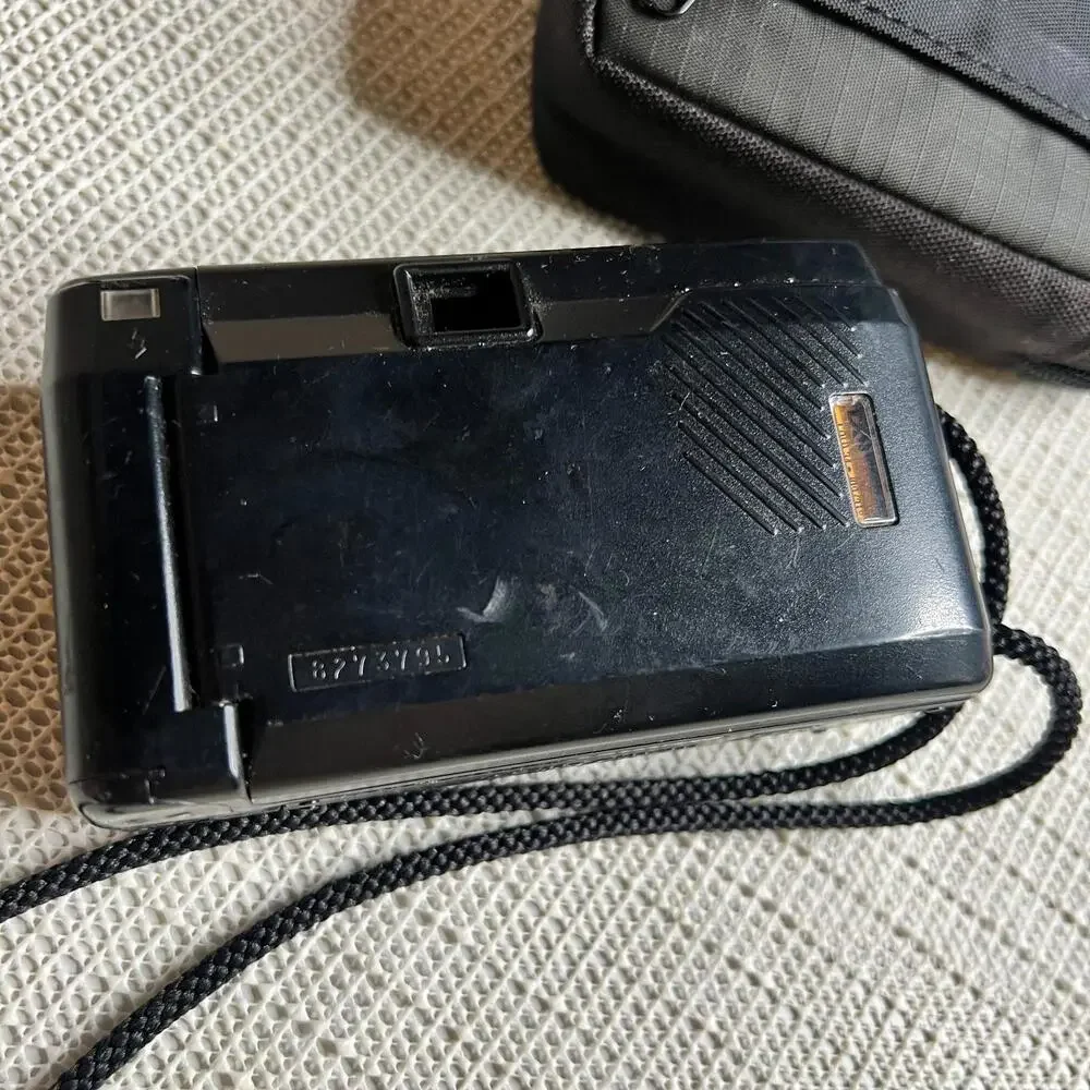 Retro Pentax PC-303 Auto Focus AF 35mm Point and Shoot Film Camera Flash Lowepro